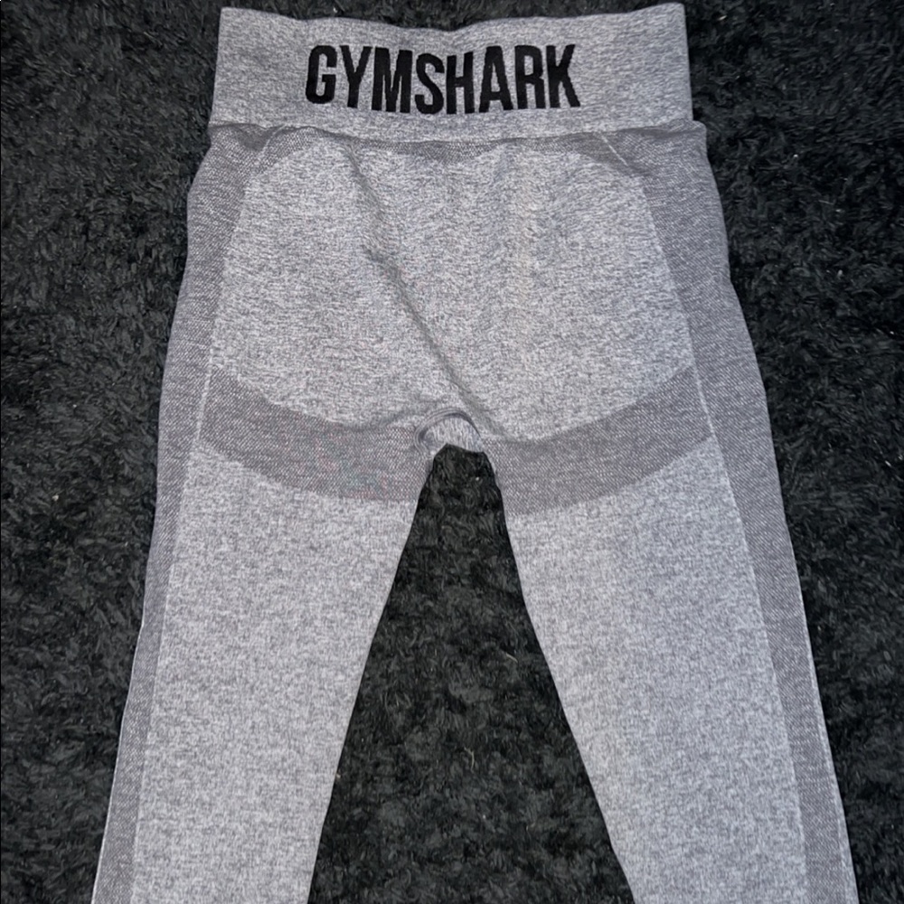 GYMSHARK contour leggings size L in grey